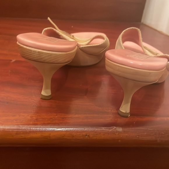 Escada sandals size 7.5 - Picture 4 of 6